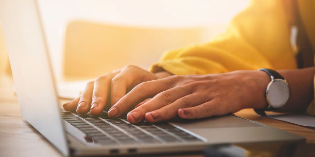 Mejl dominerar på arbetet